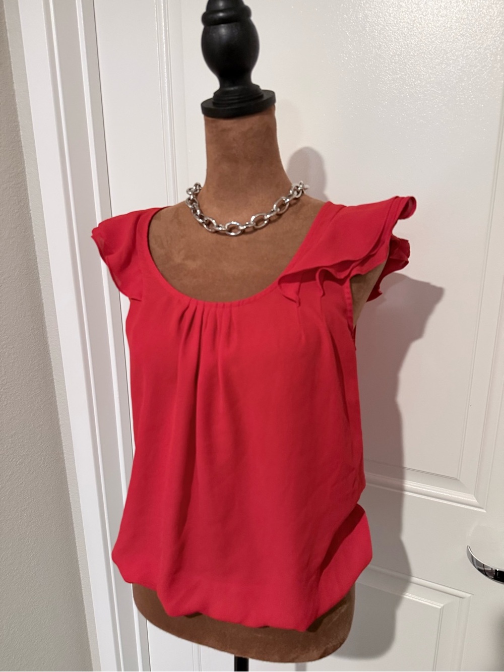Express Hot Pink Ruffle Sleeve Blouse XS Sleeveless Flowy Top
